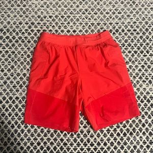 Lululemon Men’s Swim Trunks w/Liner- Size Small